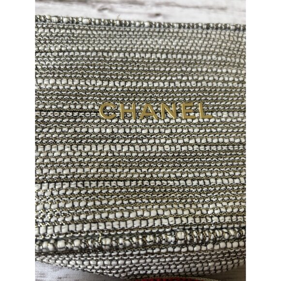 CHANEL Holiday Red Grey Tweed Shimmer Cosmetic Travel Bag With Gold Small PAIR - Picture 4 of 11